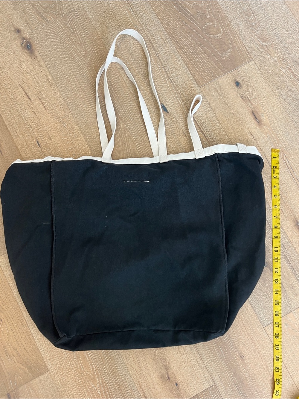 Maison Martin Margiela Black Canvas Tote with white/cream Handles - Picture 4 of 11